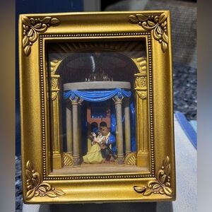✨ 💥 Vintage Stunning Disney Gallery of Light – “One Wondrous Waltz” 💥✨